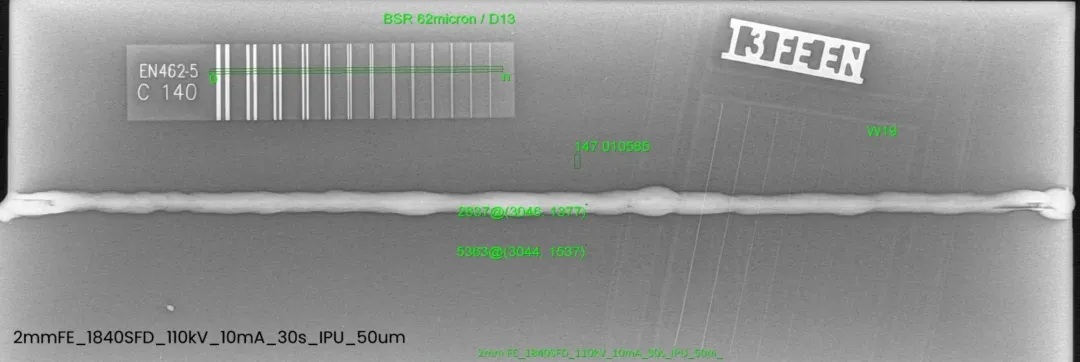 CRxFlex系统焊缝射线检测图像示例，50μm空间分辨率，30秒曝光时间的数字射线成像结果